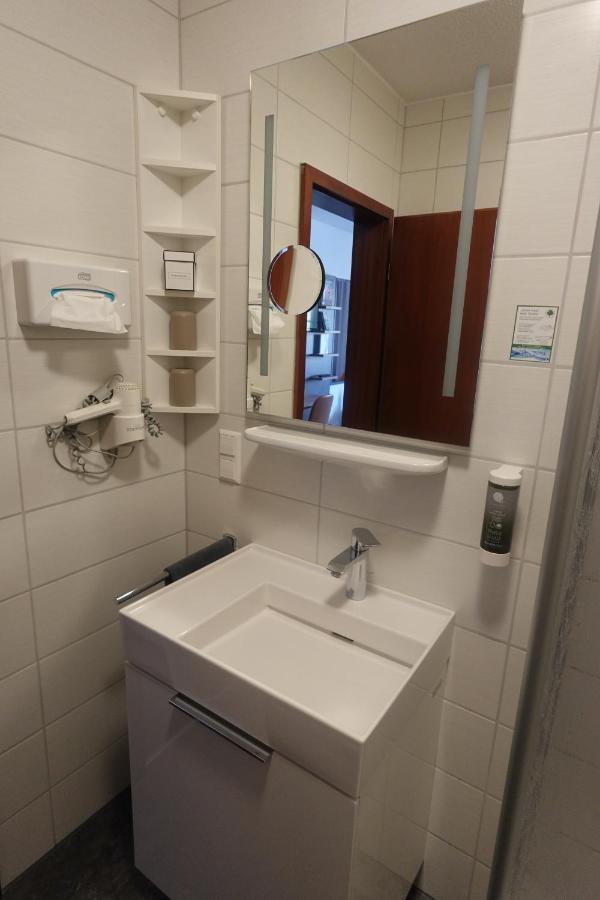 黑熊葡萄酒屋及酒店 科布倫茨 外观 照片